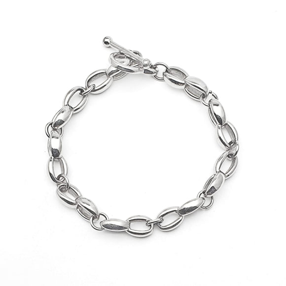 Elegant Chain Toggled Stainless Steel Bracelet.